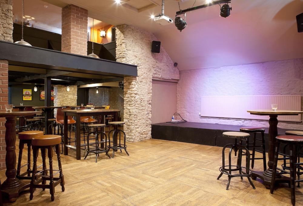 George Hotel & Granary Frome Esterno foto