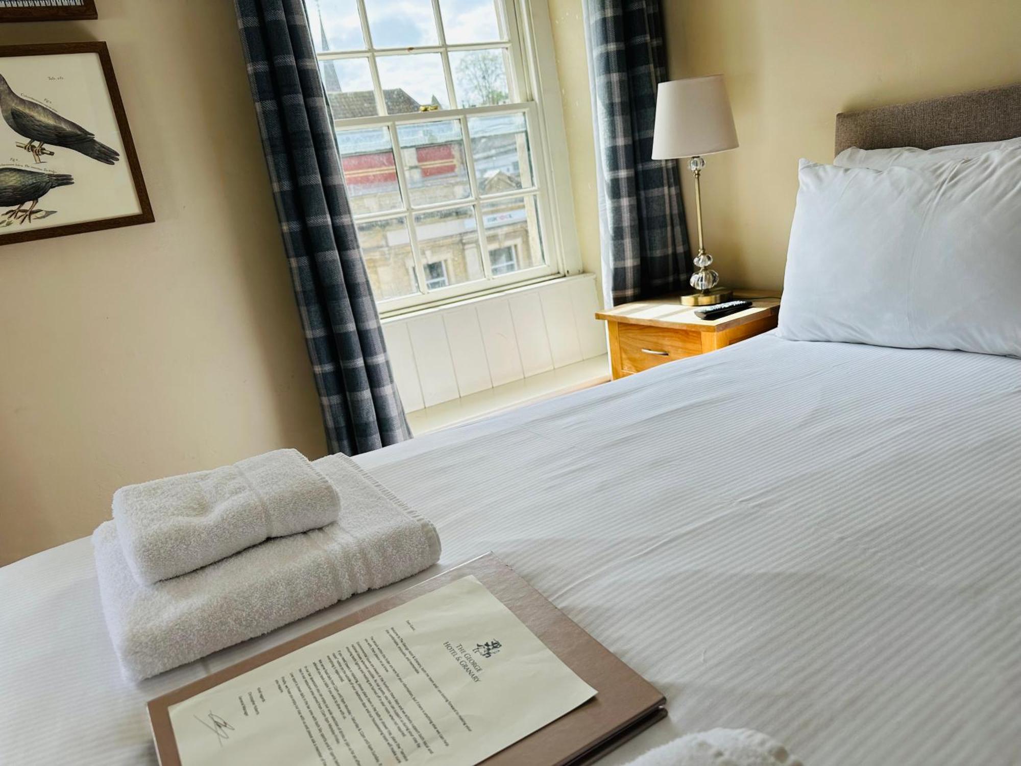 George Hotel & Granary Frome Esterno foto